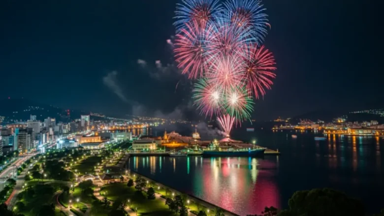 長崎みなと まつり2025の夜空を彩る水上花火と長崎港、長崎水辺の森公園